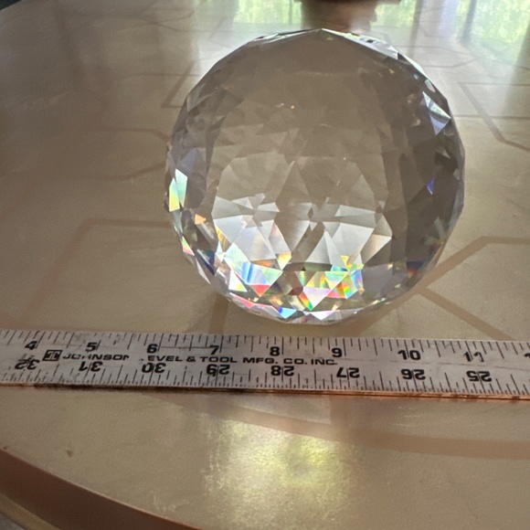 200mm Cut Crystal Ball Sphere Clear Faceted Ball Paperweight - Picture 4 of 4